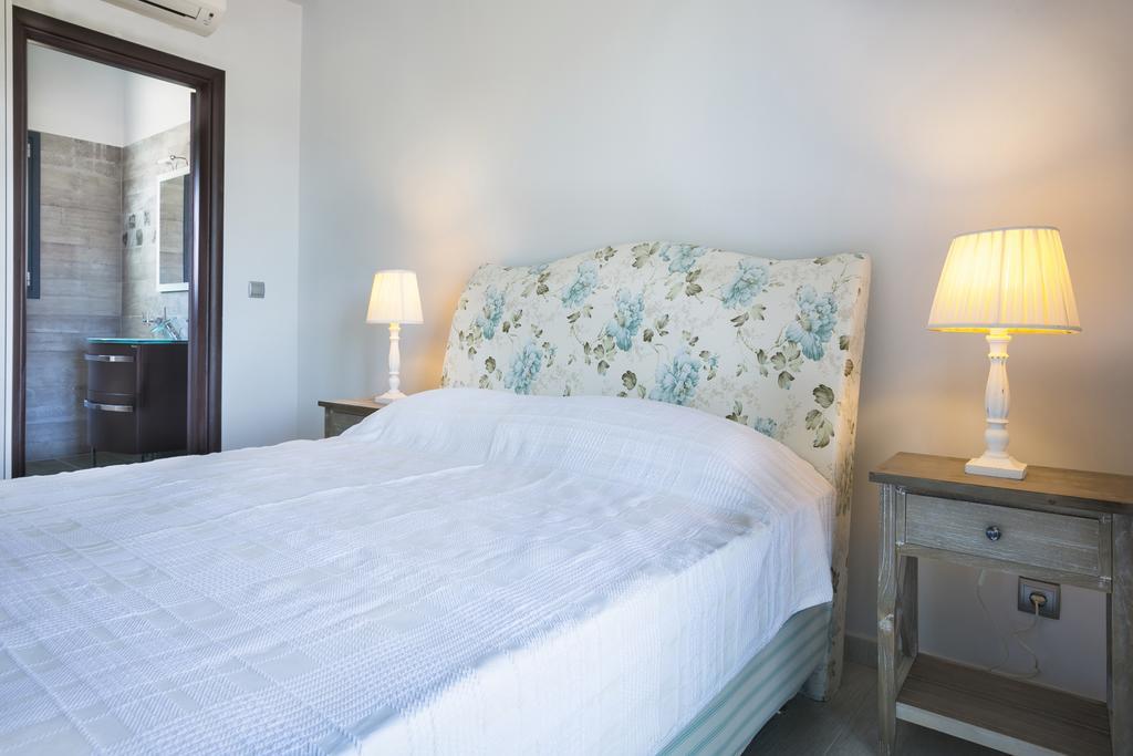 Seirios Luxury Villa 스보로나타 외부 사진